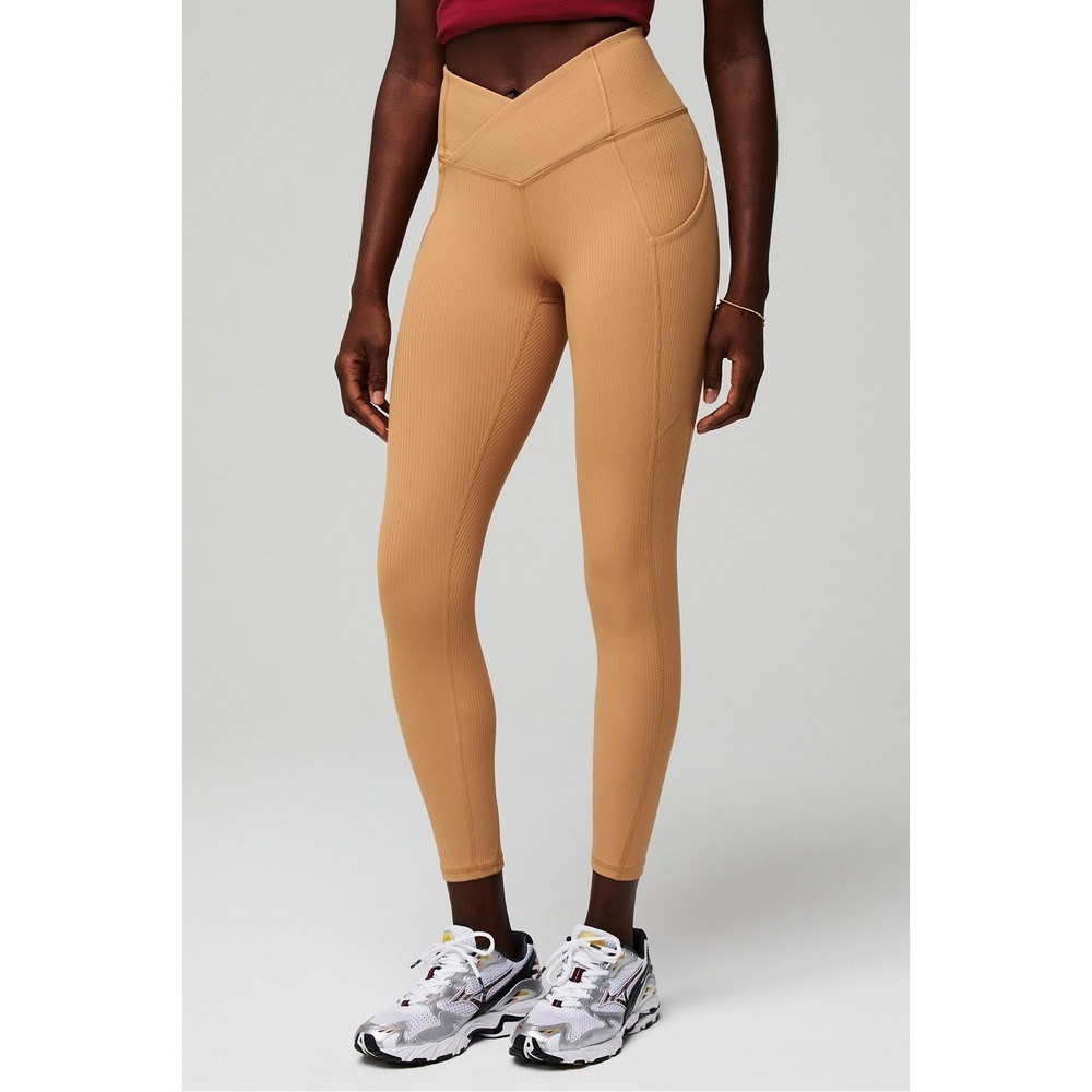 NWT Fabletics Oasis Crossover Rib High-Waisted 7/8 Leggings Quicksand Size Large